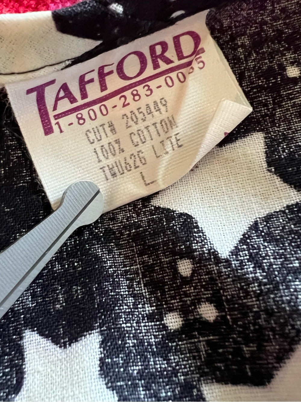 ⭐️Tafford Black Scrub Shirt with White Star & Moon Print • Nightshirt • Vintage - Picture 5 of 6